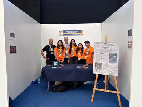 Beasaingo Lasalle ikastetxeko ikasleak Vilaciencia azokan izan dira "Errenazimenduko muraleen zaharberritzea Adimen Artifizialarekin" proiektua aurkezten